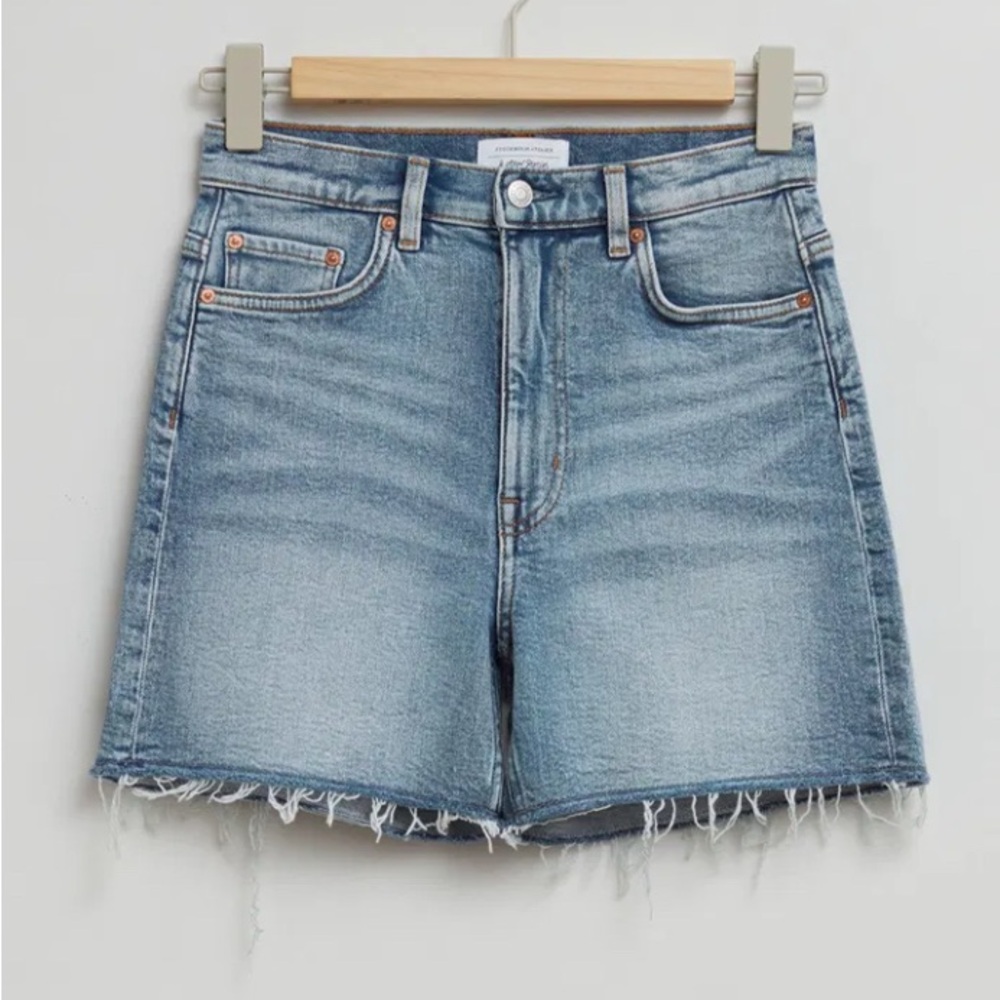 Slim Cut Frayed Edge Denim Shorts